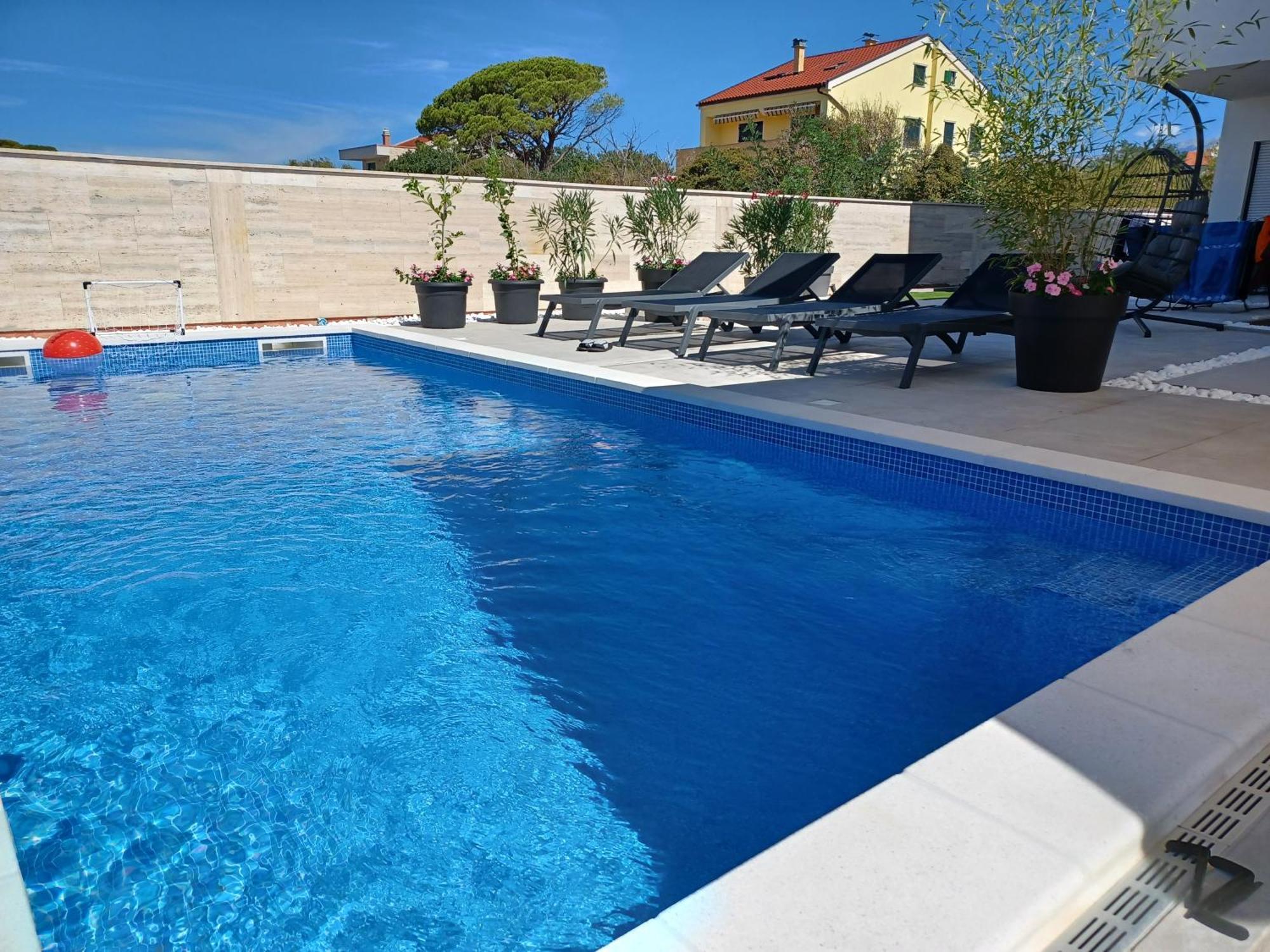 Rimac Apartments Novalja Exterior foto